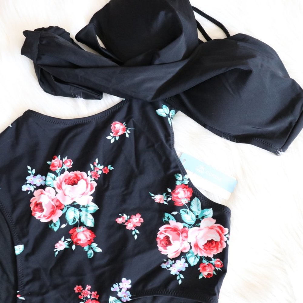 NWT Black Floral Print Cutout One Piece Bathing Suit Size Medium - Picture 4 of 9